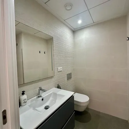 With Solarium In Laguna In Balcones In Appartement