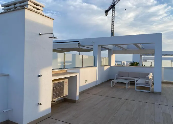 With Solarium In Laguna In Balcones In Appartement