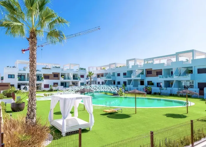 With Solarium In Laguna In Balcones In Torrevieja